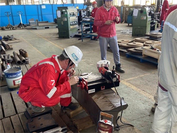 Portable Milling Lathe KMM300 Keyway Milling Machine Tool On Situ Machining