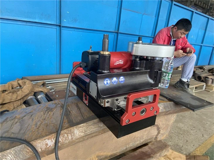 Portable Milling Lathe KMM300 Keyway Milling Machine Tool On Situ Machining
